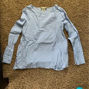 White and blue stripe long sleeve